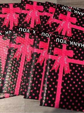 💥2/$33💥 NEW! Black & Hot Pink Polka Dot Thank You Bubble Mailer Bags (8)